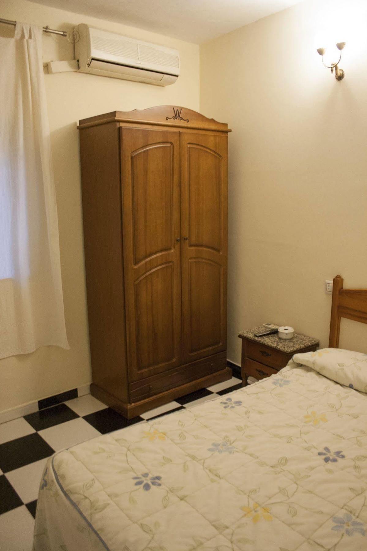 Hostal El Emigrante 两姐妹 外观 照片