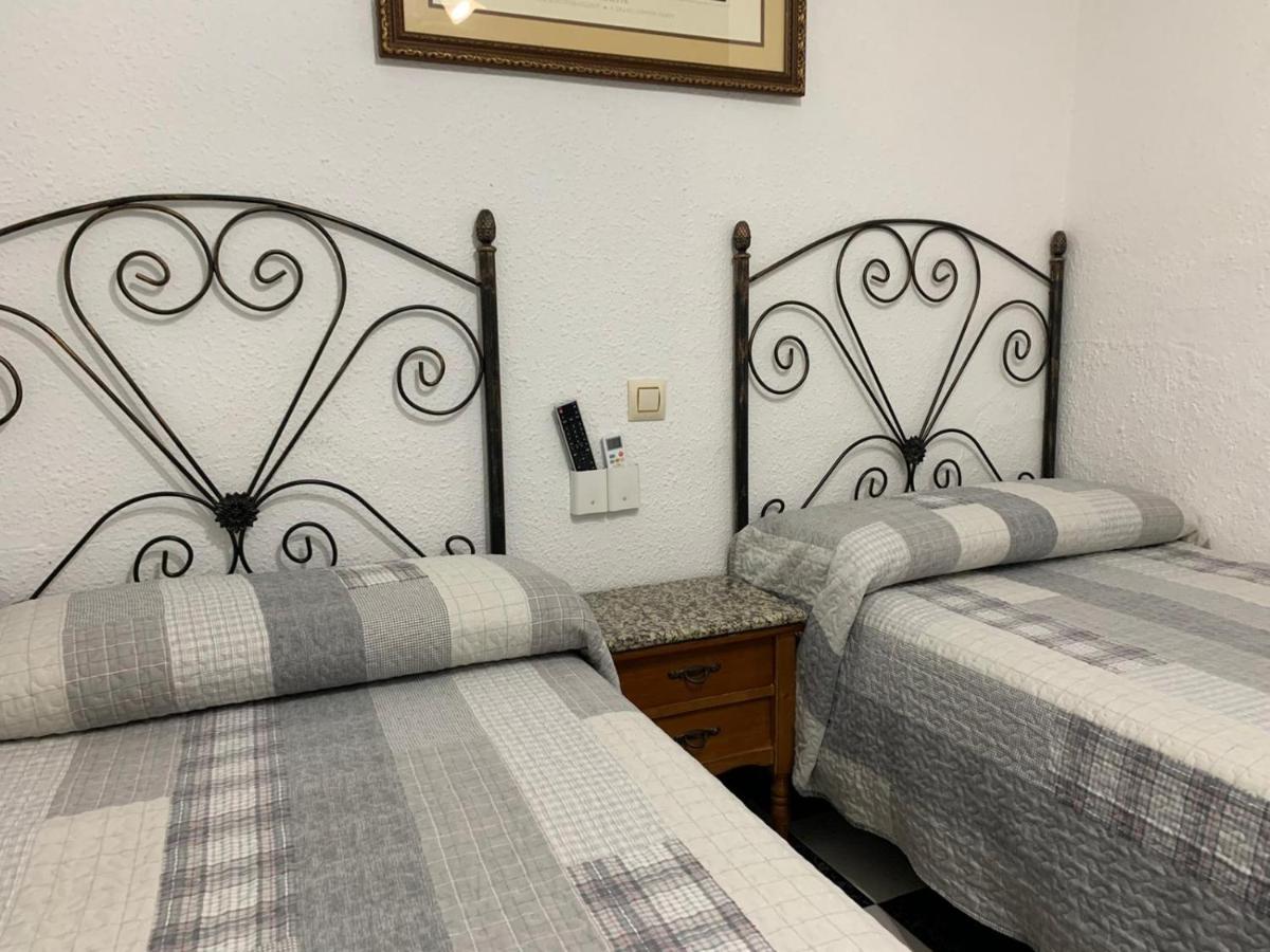 Hostal El Emigrante 两姐妹 外观 照片